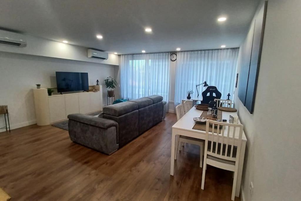A H - Apartment Oporto Downtown Ngoại thất bức ảnh